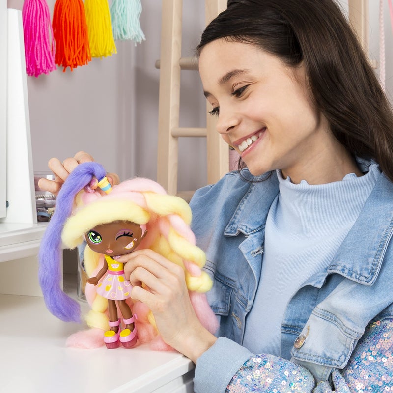 Candylocks, 7-Inch Lacey Lemonade, Sugar Style Deluxe Scented Collectible Doll with Accessories - Image 2